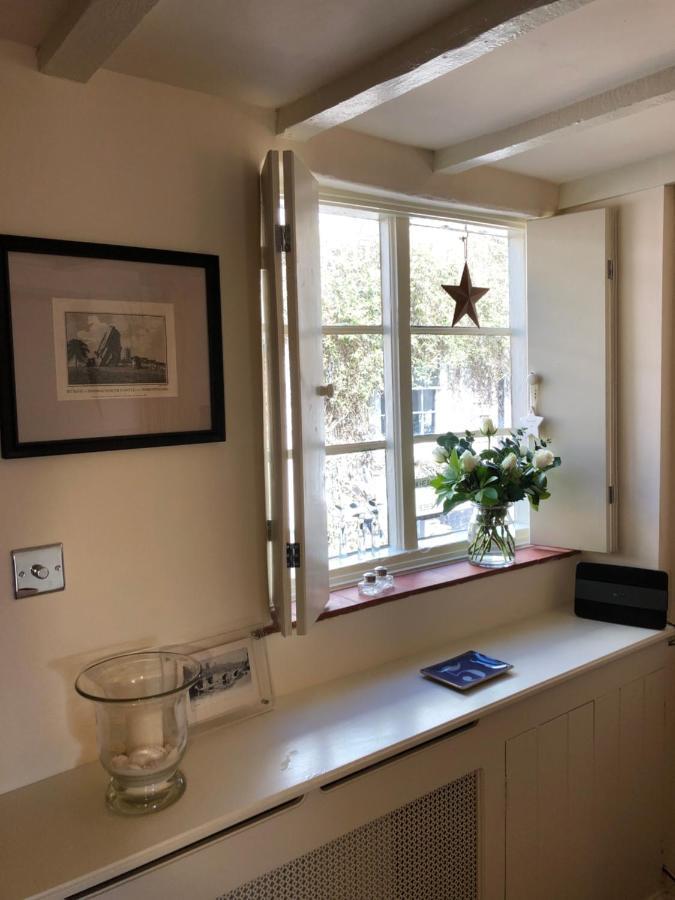 Little Gem On Bridgnorth'S Cartway. River Views Extérieur photo