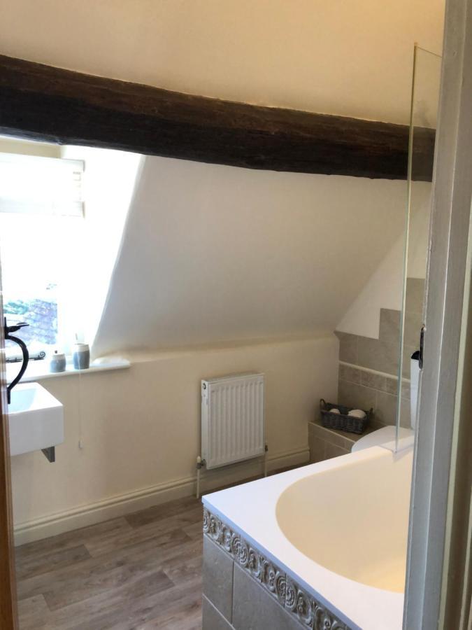 Little Gem On Bridgnorth'S Cartway. River Views Extérieur photo